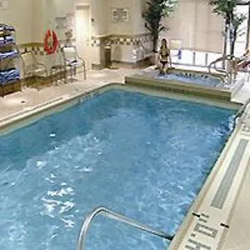 Fairfield Inn & Suites By Marriott Toronto Airport Mississauga